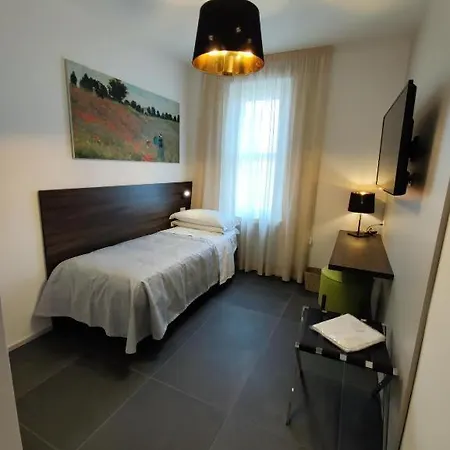 Guest house Enjoy Garden - Flavio Baracchini 9 -